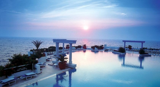 Пляжный отдых на побережье Измира в KoruMar Hotel De Luxe!